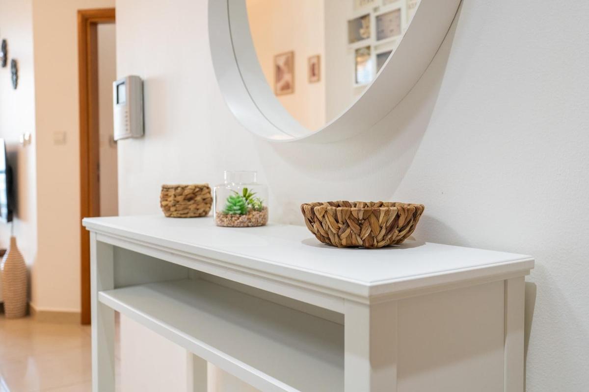 Stylish 1-bedroom In Marina Near The Walk! Apartamento *