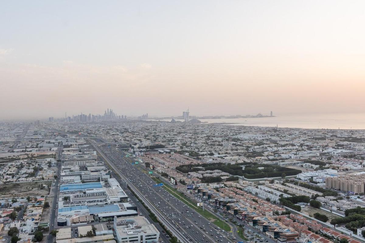 Appartement Elegant 2 Bedroom With Great Views In Business Bay *