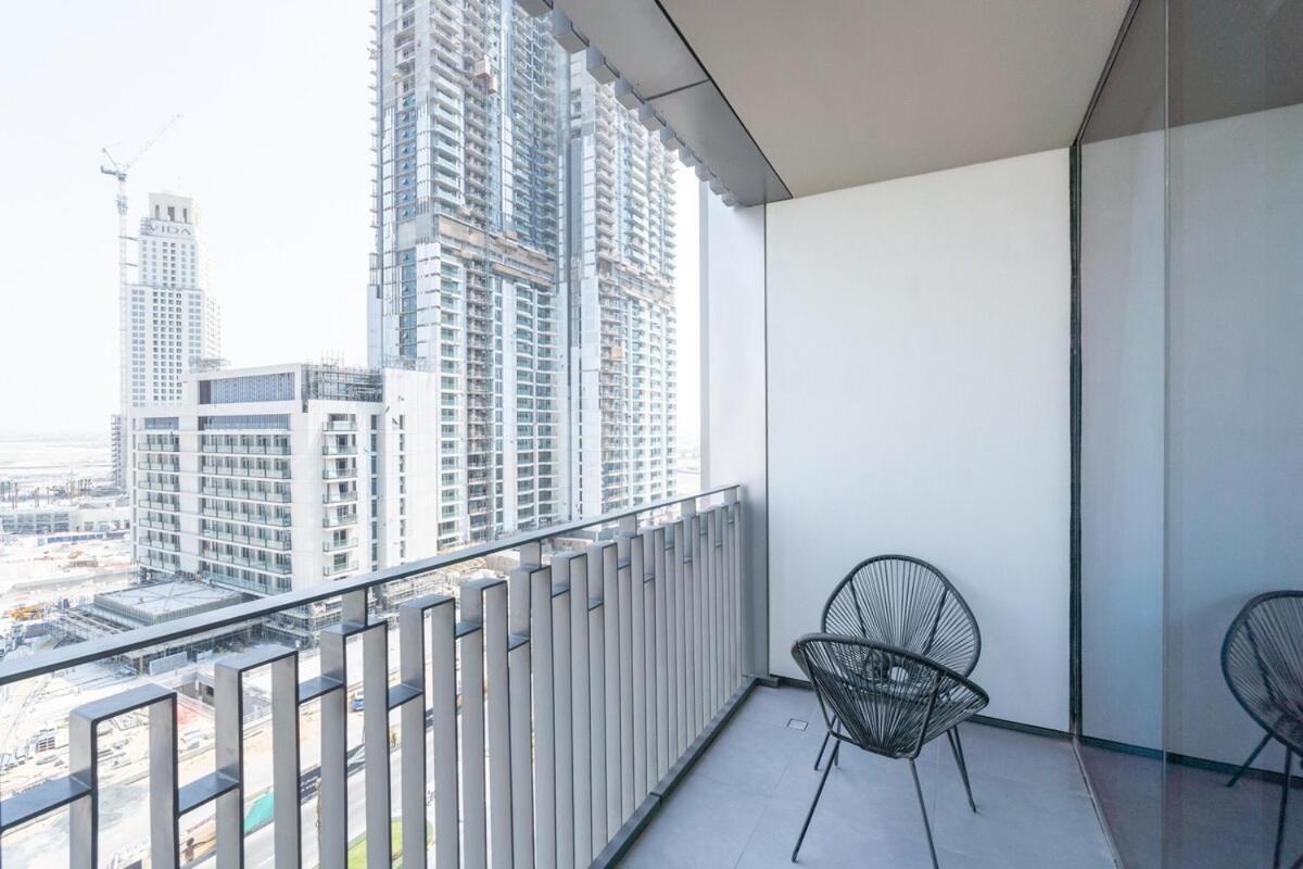 Stylish 2-bed Oasis With Pool In Peaceful Creek Harbour * Dubai