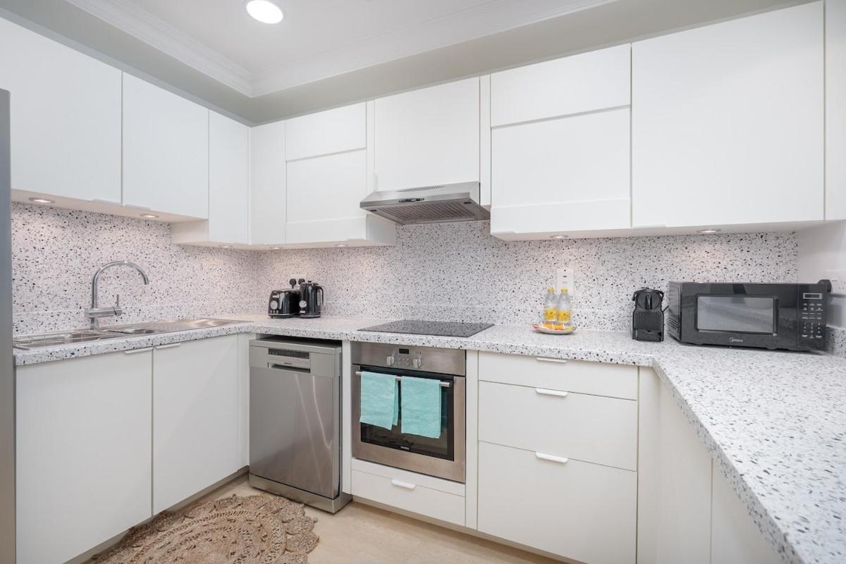 Spacious 3-bedrooms With Cozy Balcony In Palm Jumeira! Apartamento