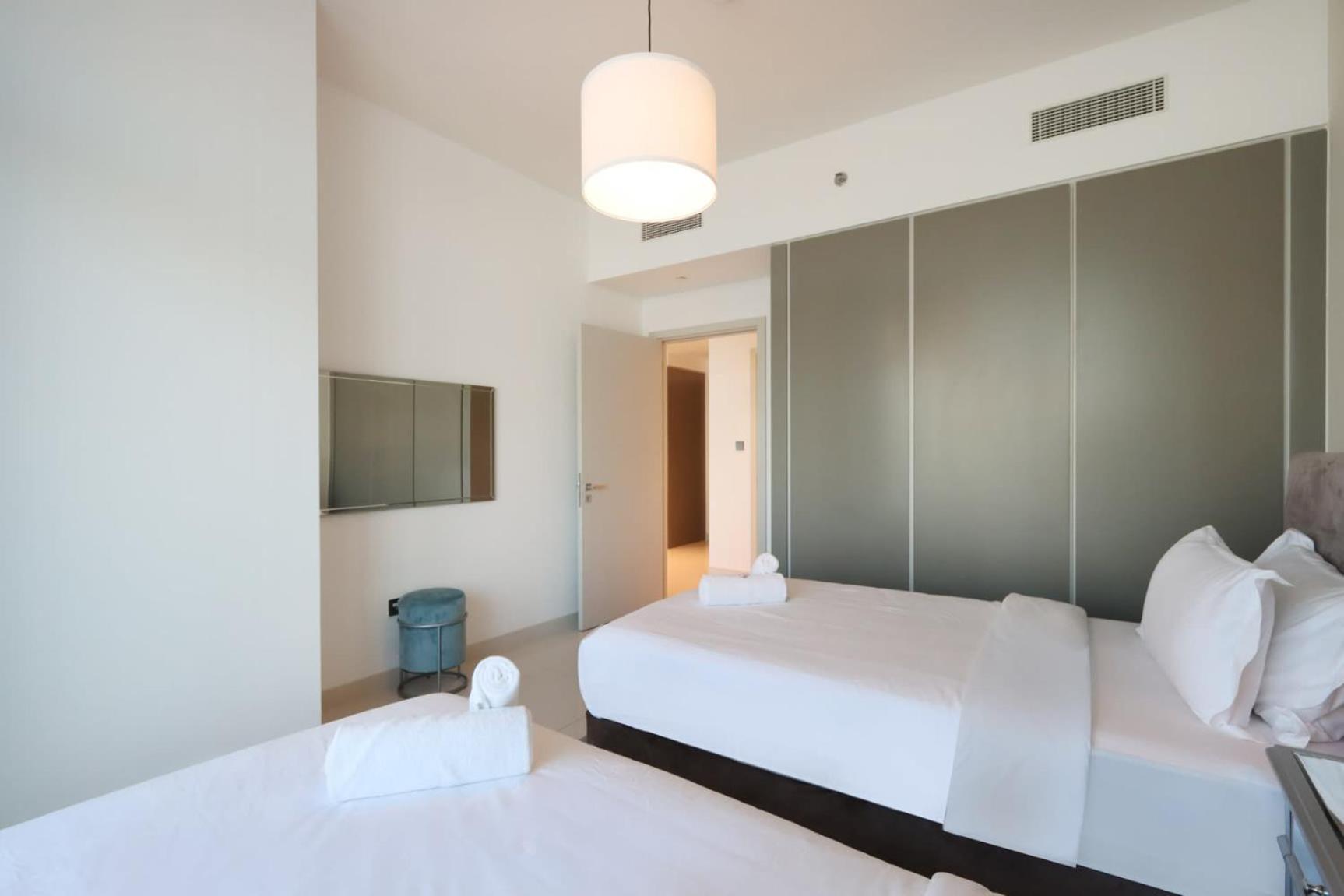 Appartement Livbnb - 2br With Stunning Views, Beachfront Living Dubaï