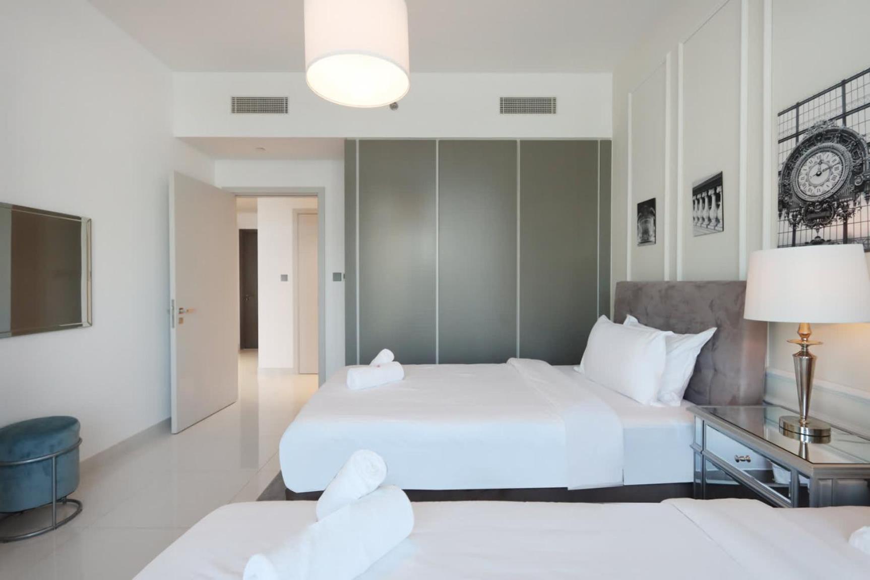 Appartement Livbnb - 2br With Stunning Views, Beachfront Living Dubaï