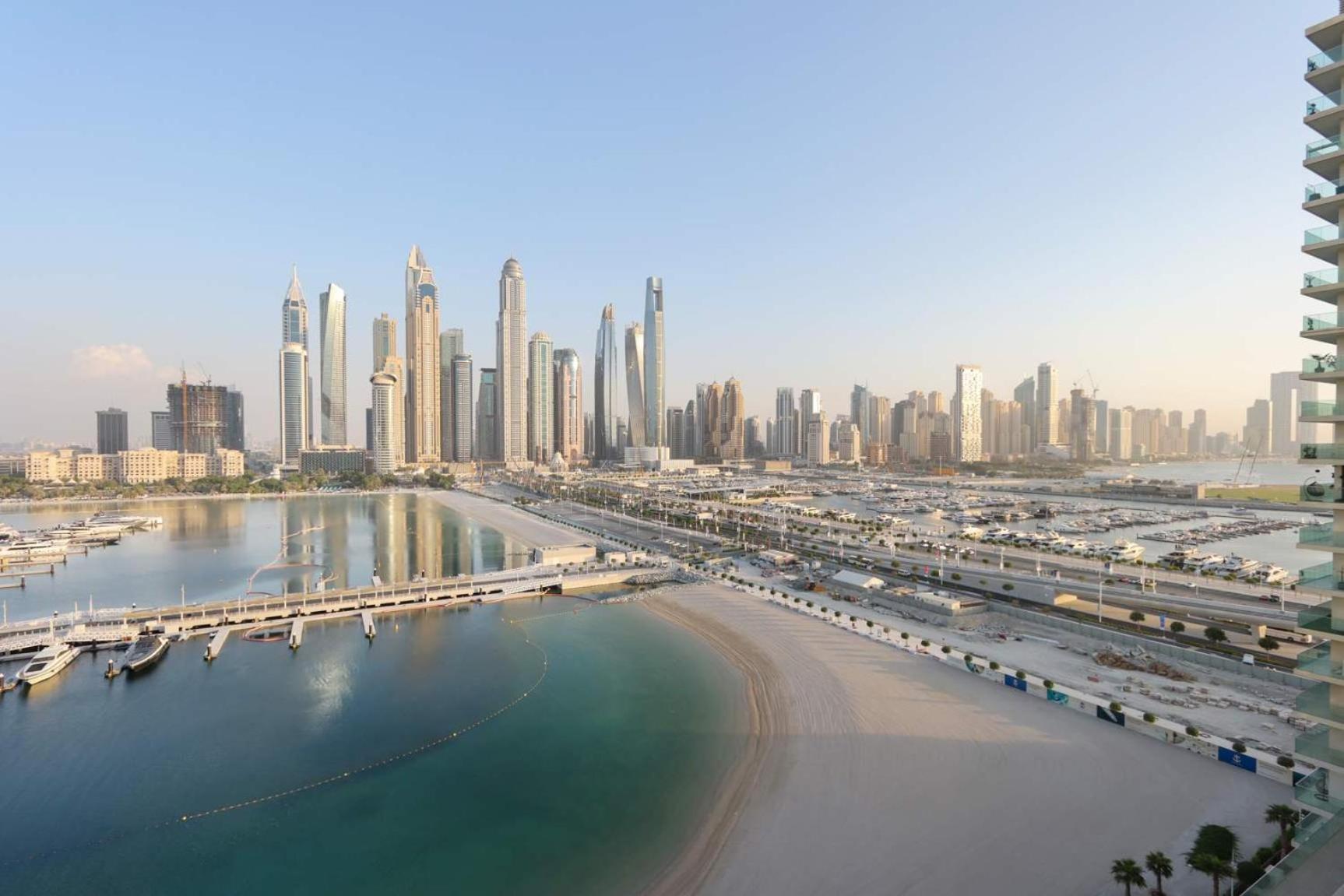 Livbnb - 2br With Stunning Views, Beachfront Living * Dubaï