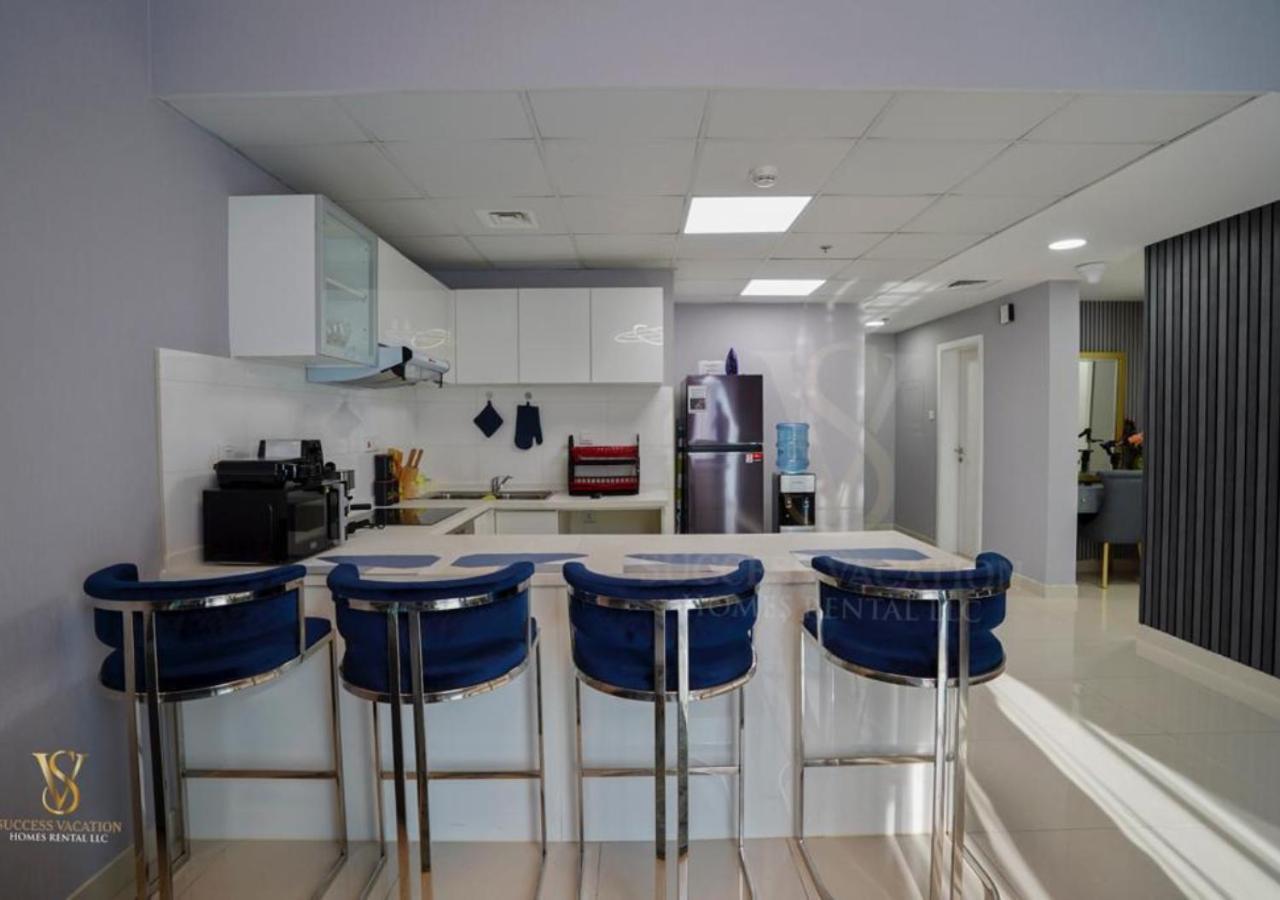 Marina , Success Luxury Apartments, Near Jbr And Metro Station-daily Free Housekeeping Included