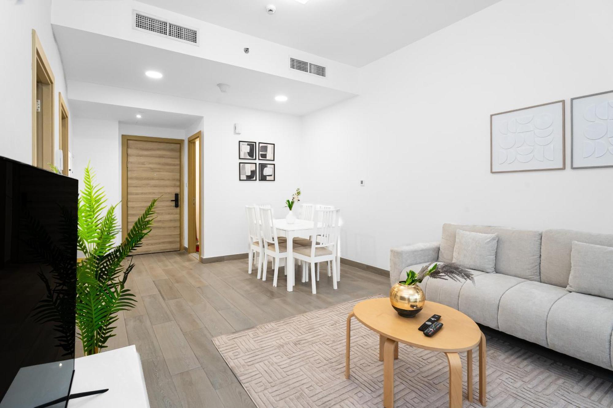 Apartamento Escape24 Modern Bloom Tower Jumeirah Village Circle Jvc Dubái