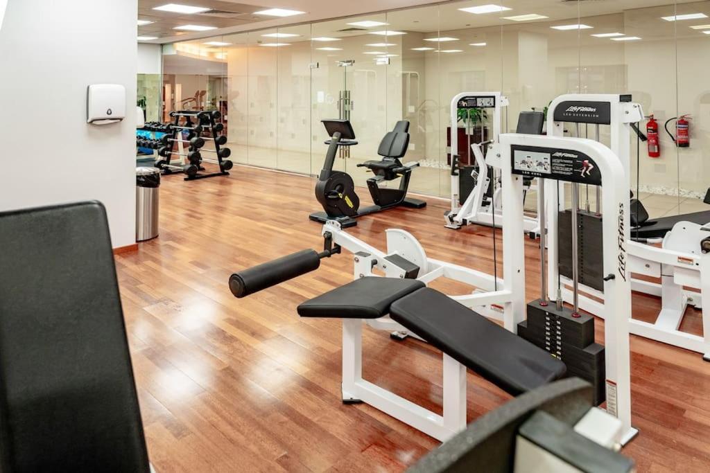 Prime Retreats - Steps To Grosvenor Marina Appartement