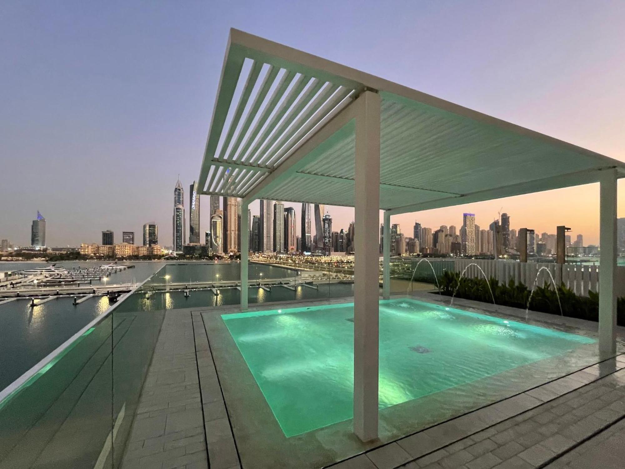 The Smart Concierge - Sunrise Bay 2 Appartement *