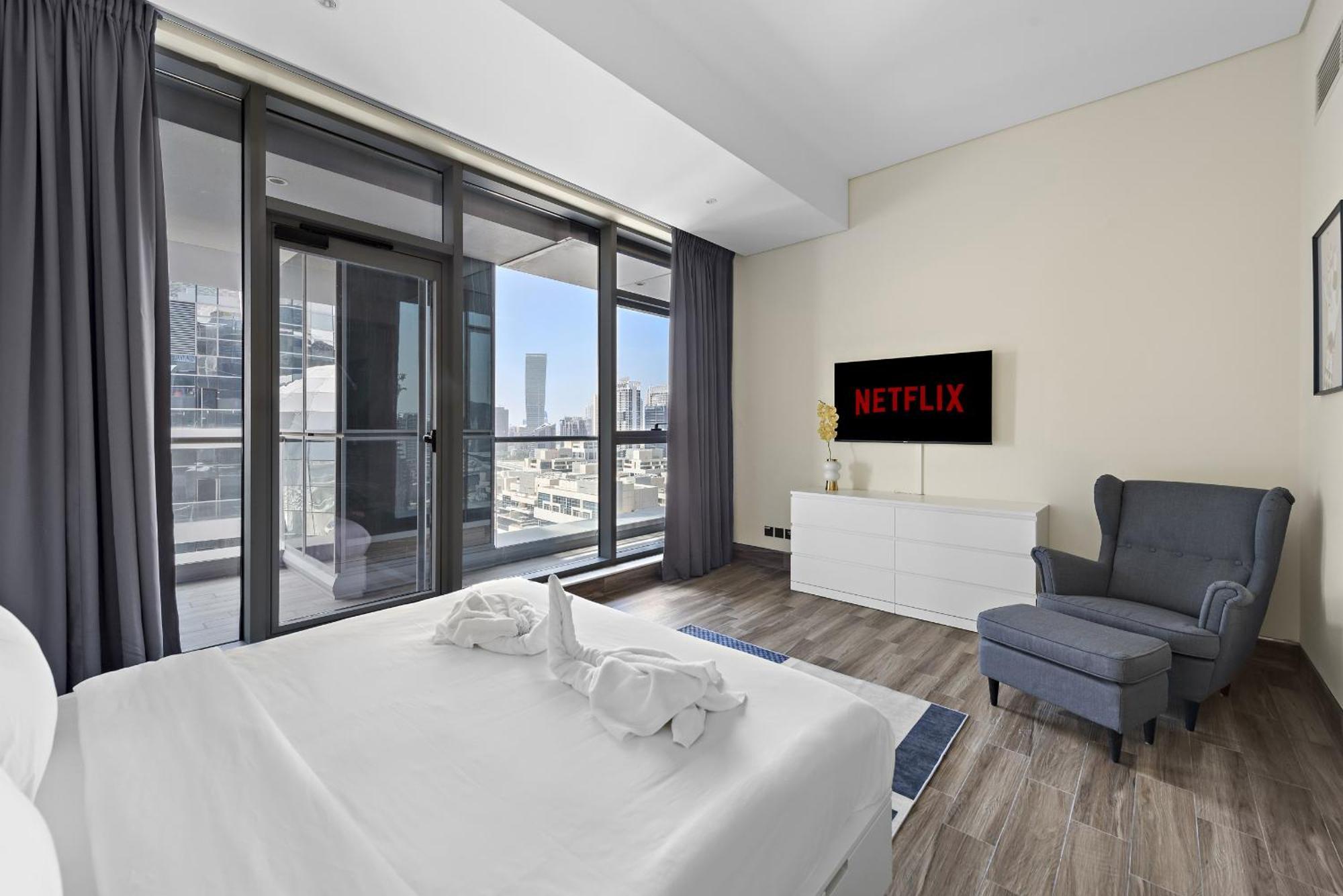 Vayk - Contemporary Building, Spacious 2-bedroom Apartamento