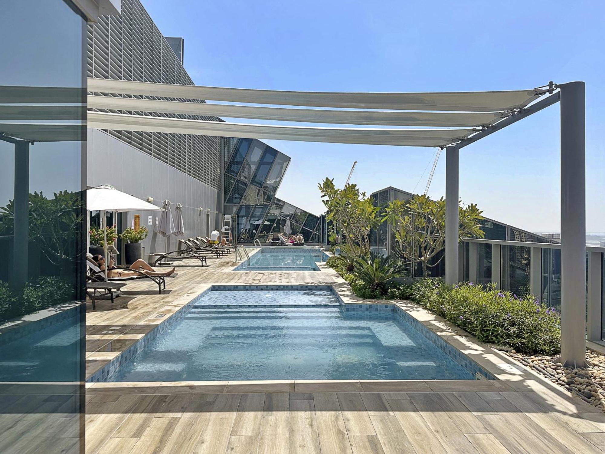 Apartamento Vayk - Contemporary Building, Spacious 2-bedroom Dubai