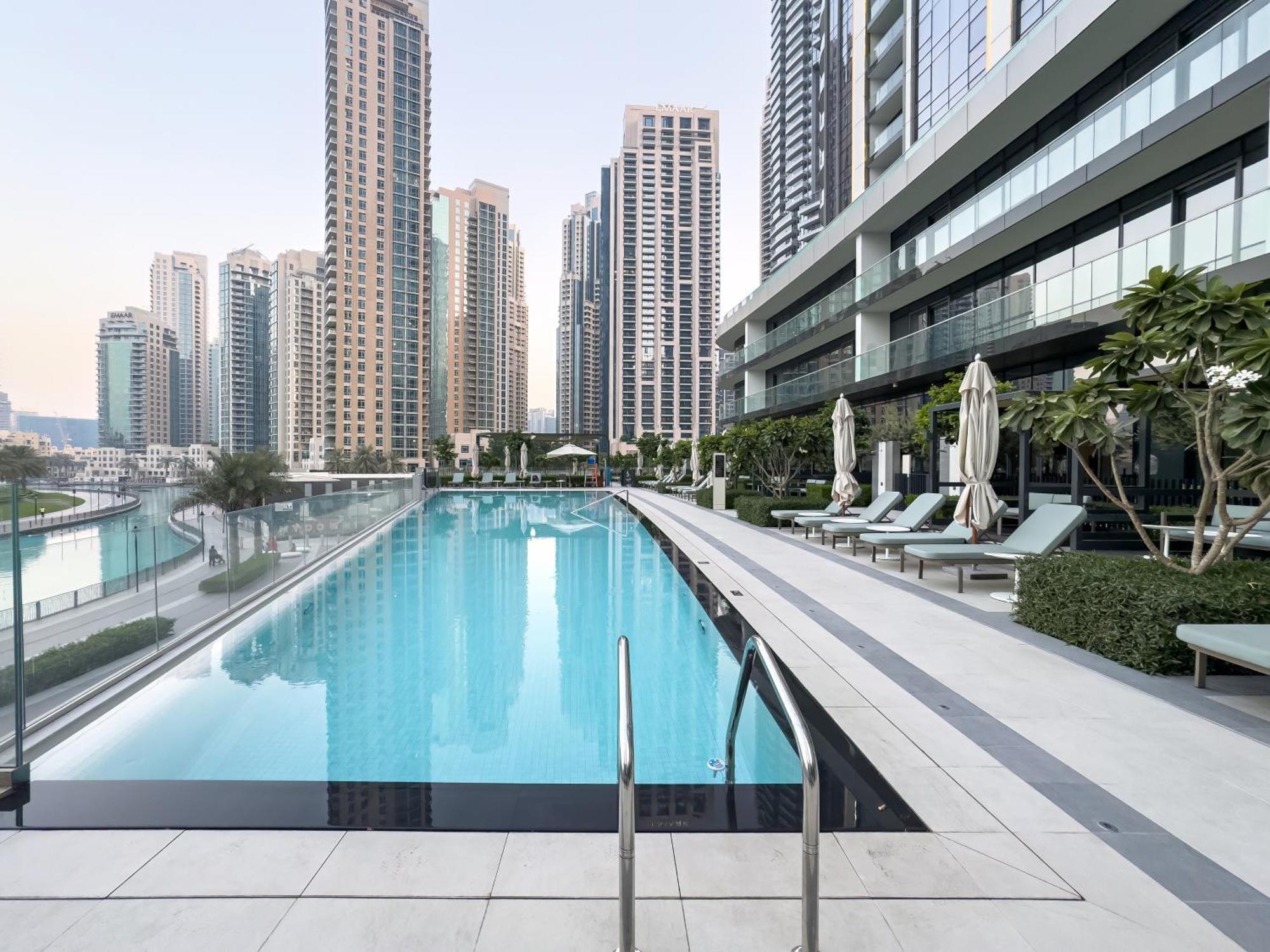 Appartamento Grandeur 2 Bedroom I Burj Khalifa & Fountain Views I Free Parking, Gym, Pool, Wi-fi & Ps5 I By Skyline Serenity *