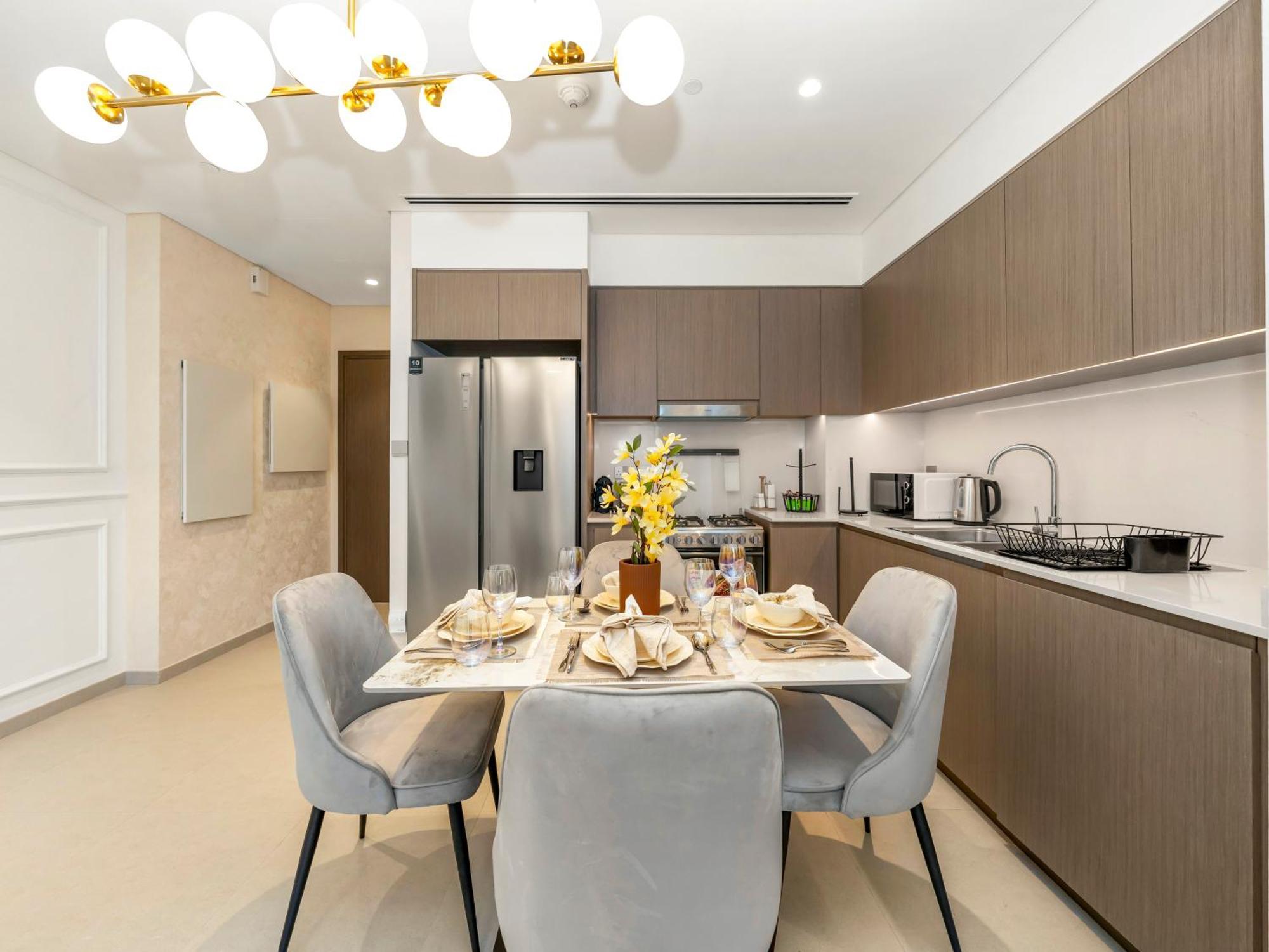 Grandeur 2 Bedroom I Burj Khalifa & Fountain Views I Free Parking, Gym, Pool, Wi-fi & Ps5 I By Skyline Serenity Appartamento