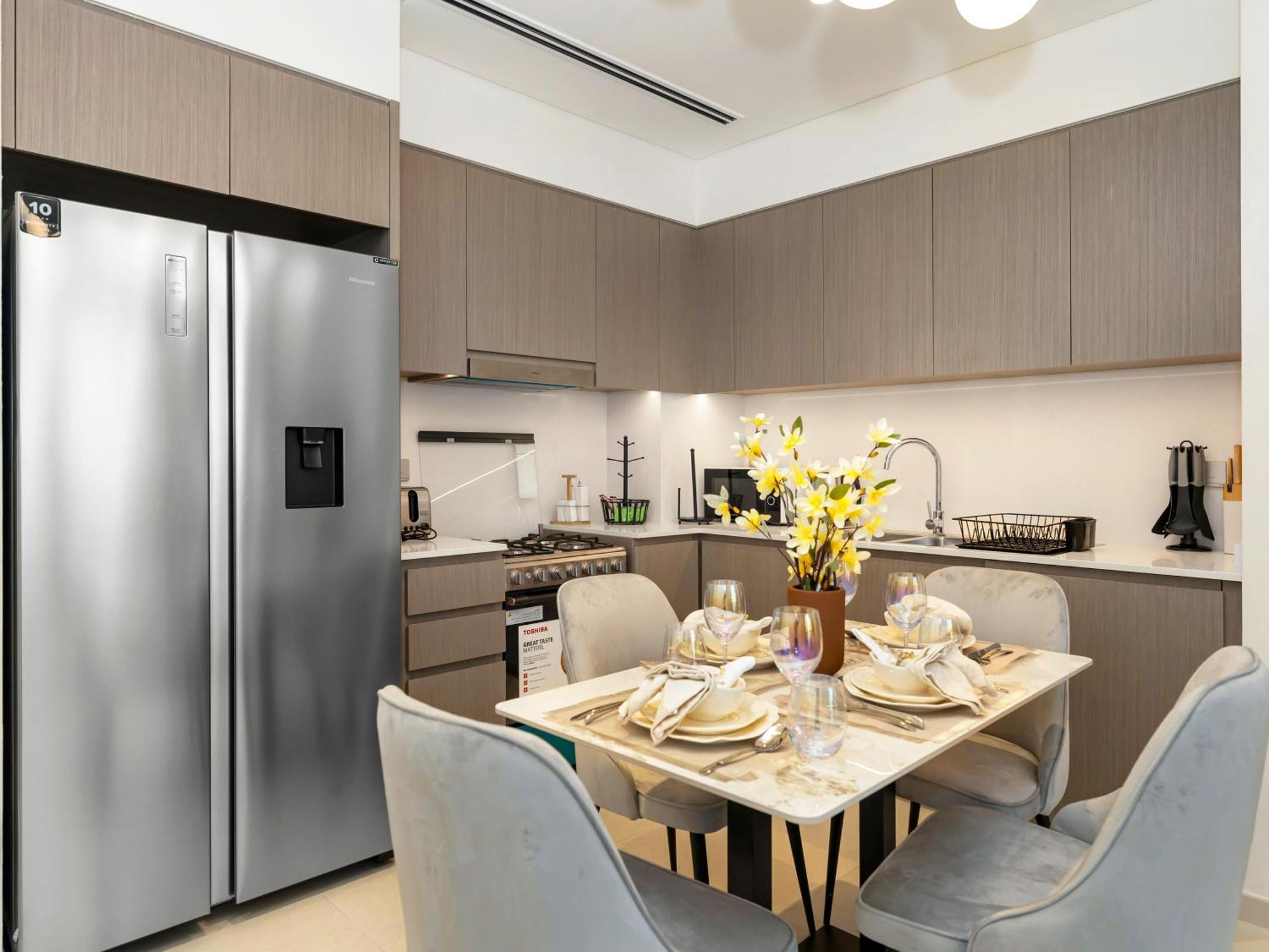 Grandeur 2 Bedroom I Burj Khalifa & Fountain Views I Free Parking, Gym, Pool, Wi-fi & Ps5 I By Skyline Serenity Appartamento *