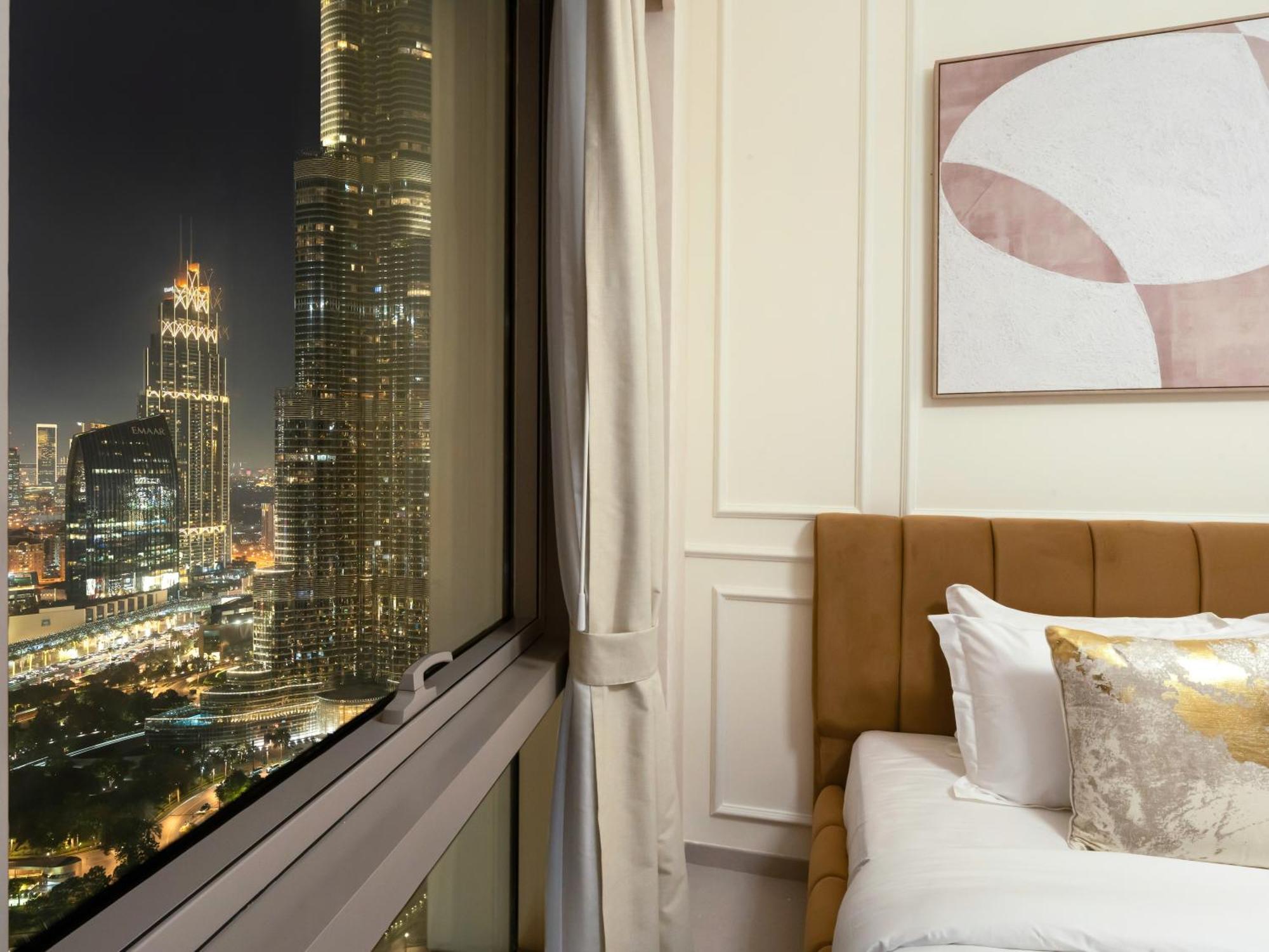 Appartamento Grandeur 2 Bedroom I Burj Khalifa & Fountain Views I Free Parking, Gym, Pool, Wi-fi & Ps5 I By Skyline Serenity *