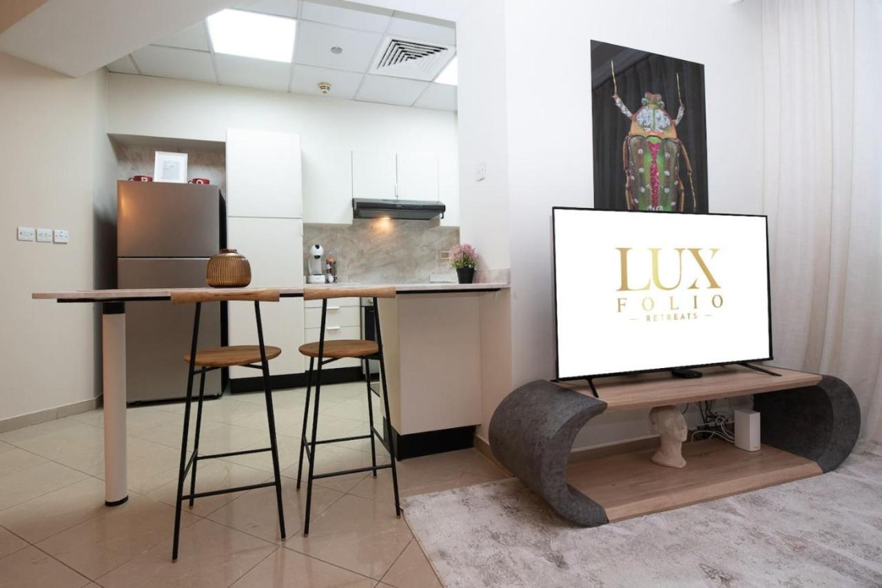 Modern 2-bed In The Heart Of Marina *