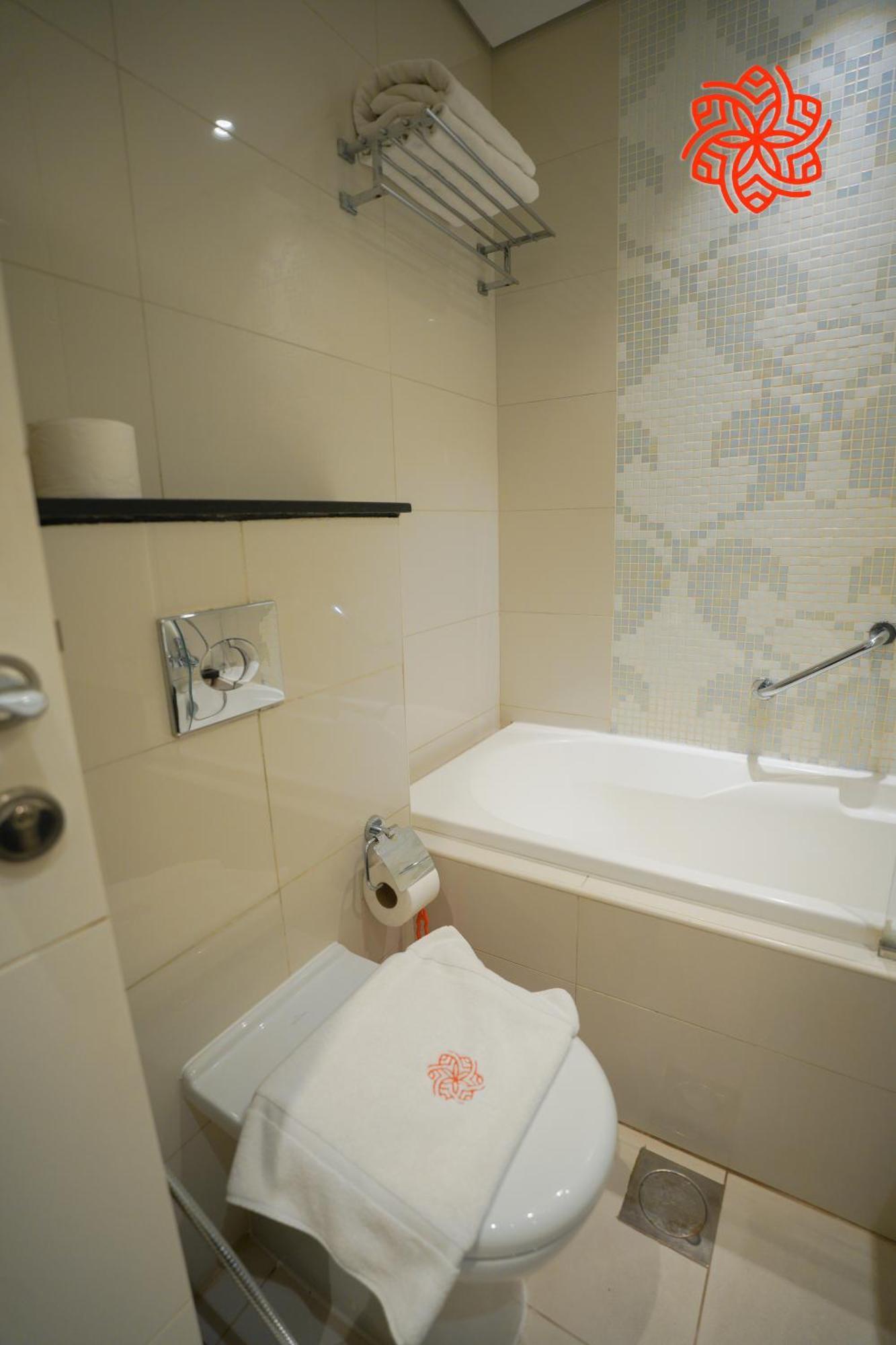 Alashrafia Saray- Peaceful In Canal Views Apartamento Dubái
