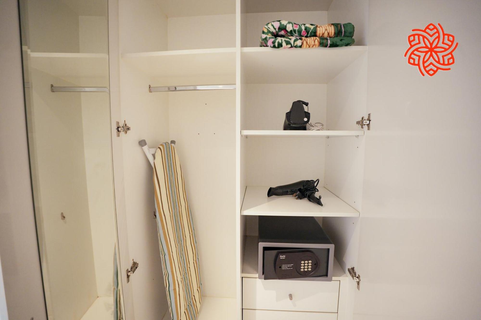 Appartement Alashrafia Saray- Upscale 1bdr In Canal Views *