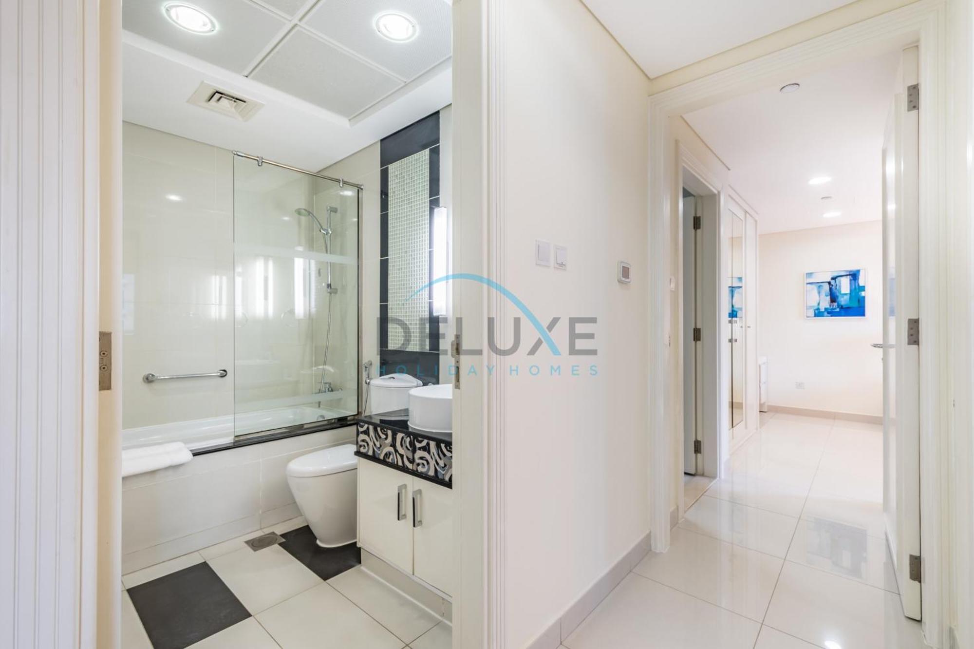 Whimsical 3br At The Signature, Downtown By Deluxe Homes * Dubaï