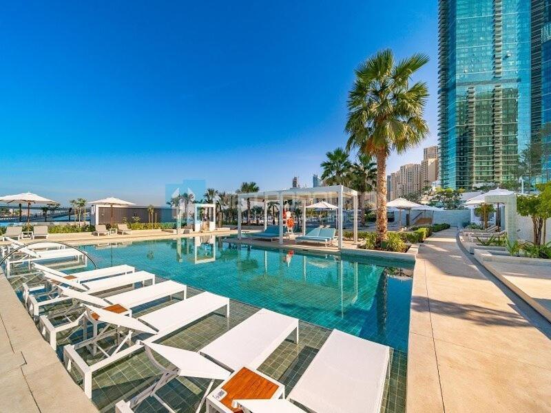 Stunning 2bhk Address Beach