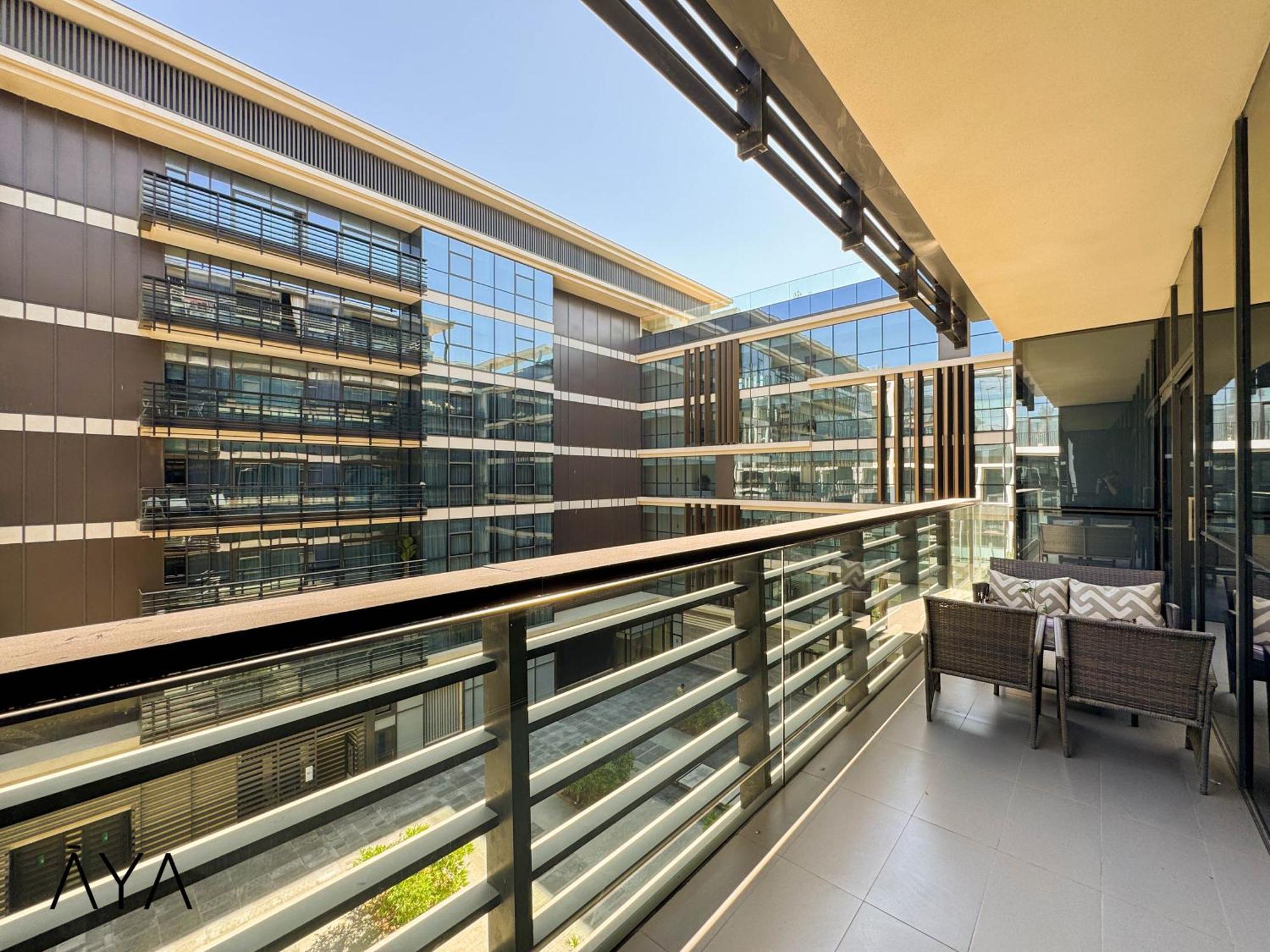 Luxury With Pool, Patio & Gym In Walk Lägenhet Dubai