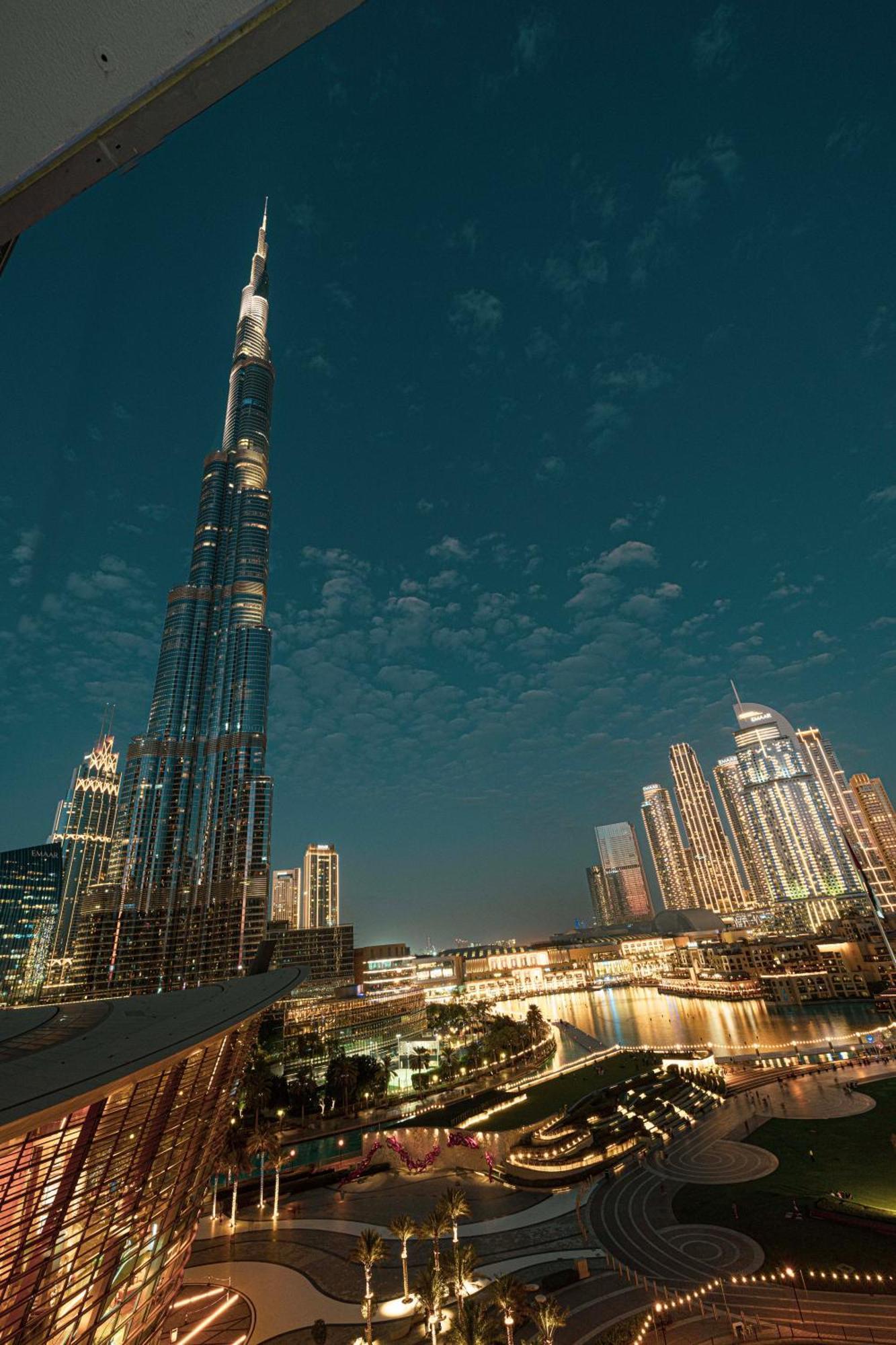 View In With Full Burj Khalifa, Fountains, Park View, Next To Mall And Opera Lägenhet