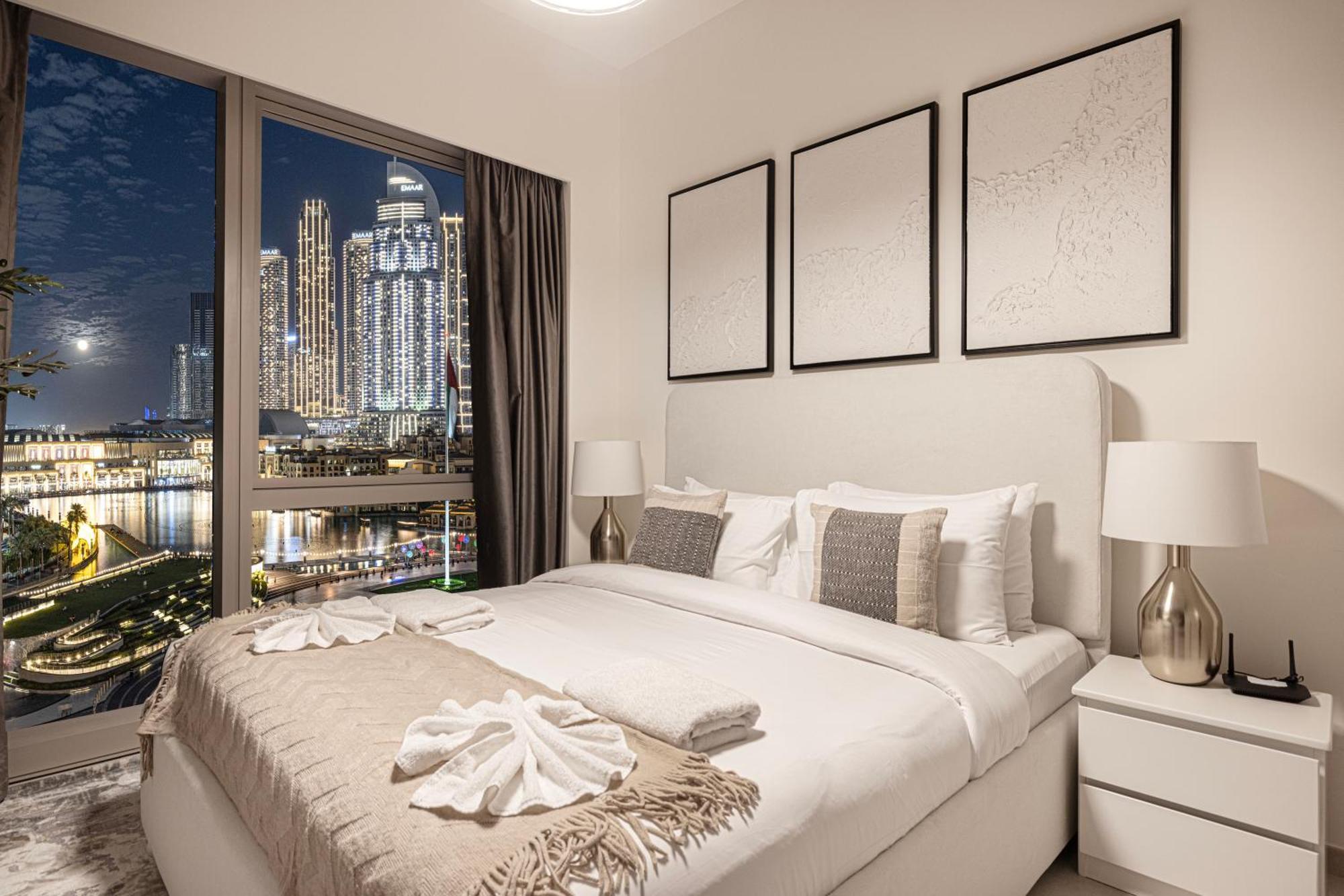 View In With Full Burj Khalifa, Fountains, Park View, Next To Mall And Opera Lägenhet *