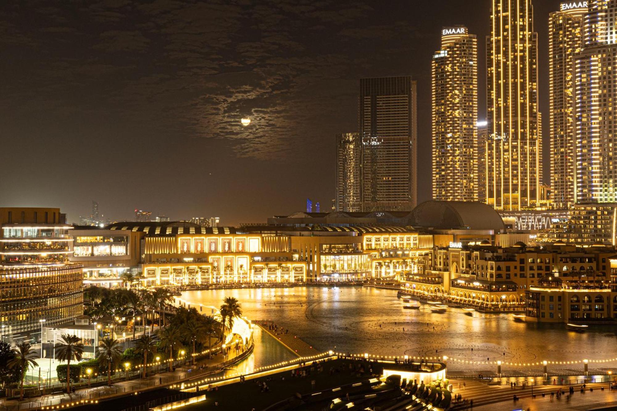 View In With Full Burj Khalifa, Fountains, Park View, Next To Mall And Opera * Dubai