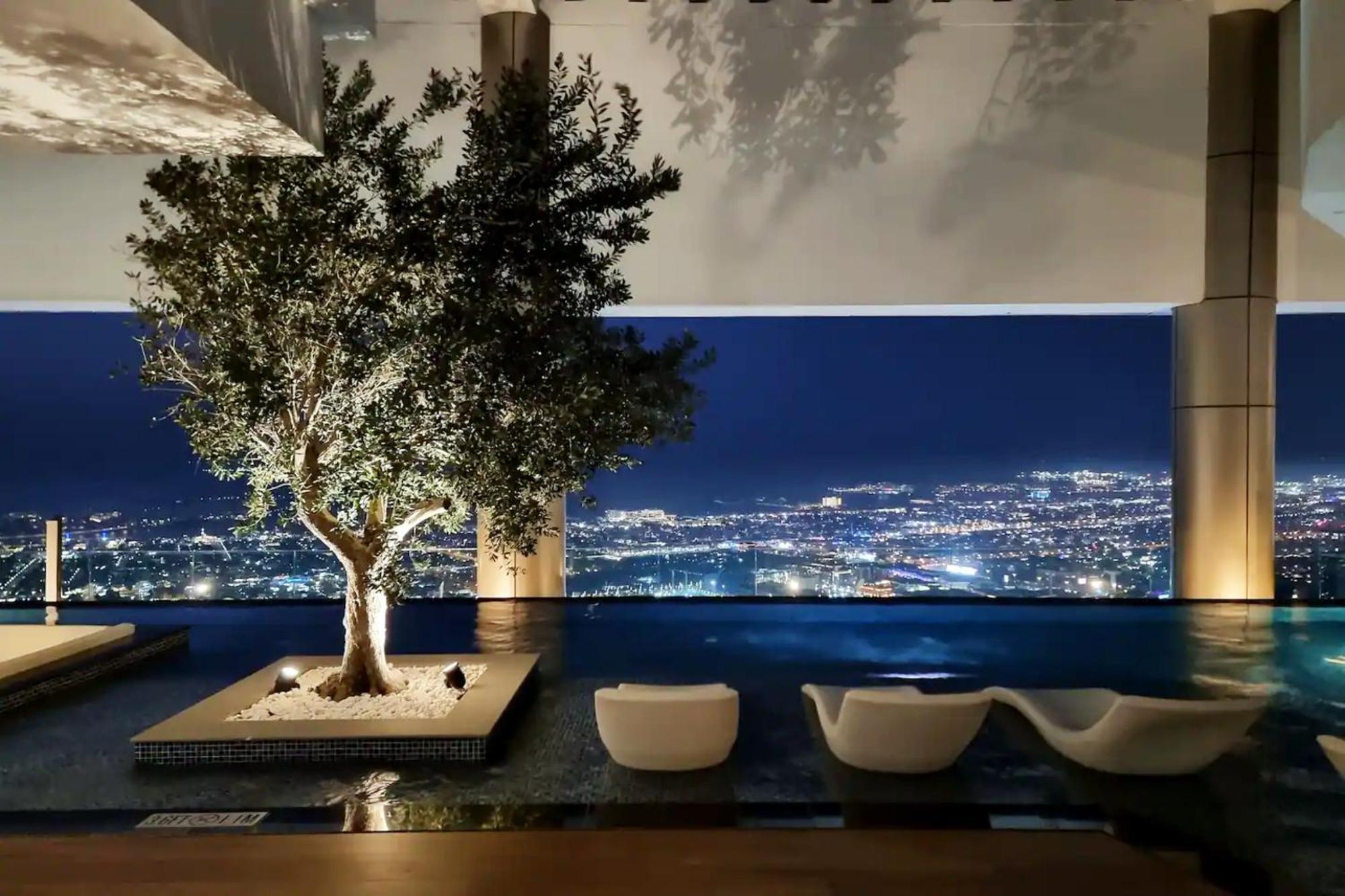 Appartement Avalonstay - Paramount Midtown High Floor With Burj Khalifa View & Infinity Pool Dubaï