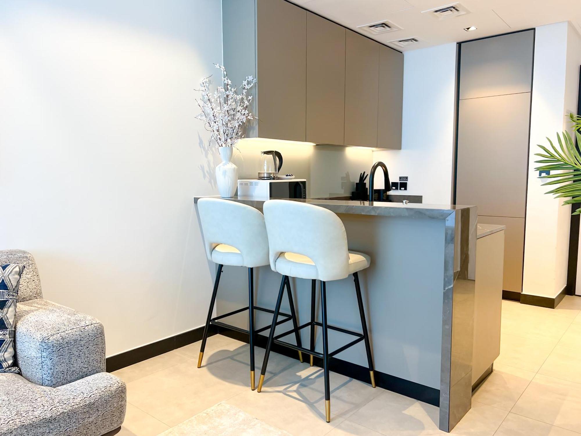 Chic 1-bedroom With Epic Burj Khalifa Views Appartement *