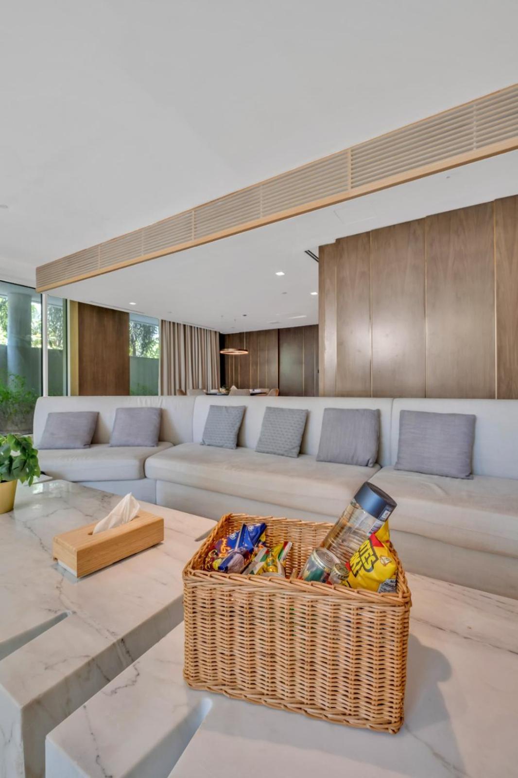 Palm Haven Luxe 3 Bed Townhouse With Private Pool * Dubaï