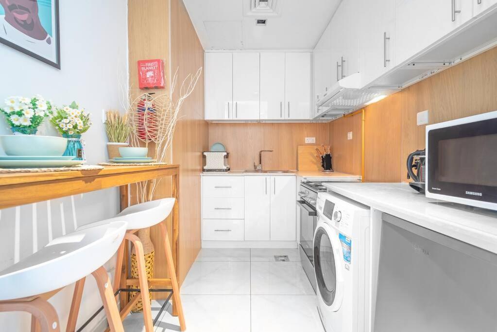 Appartement High Floor With Amenities And Parking Dubai