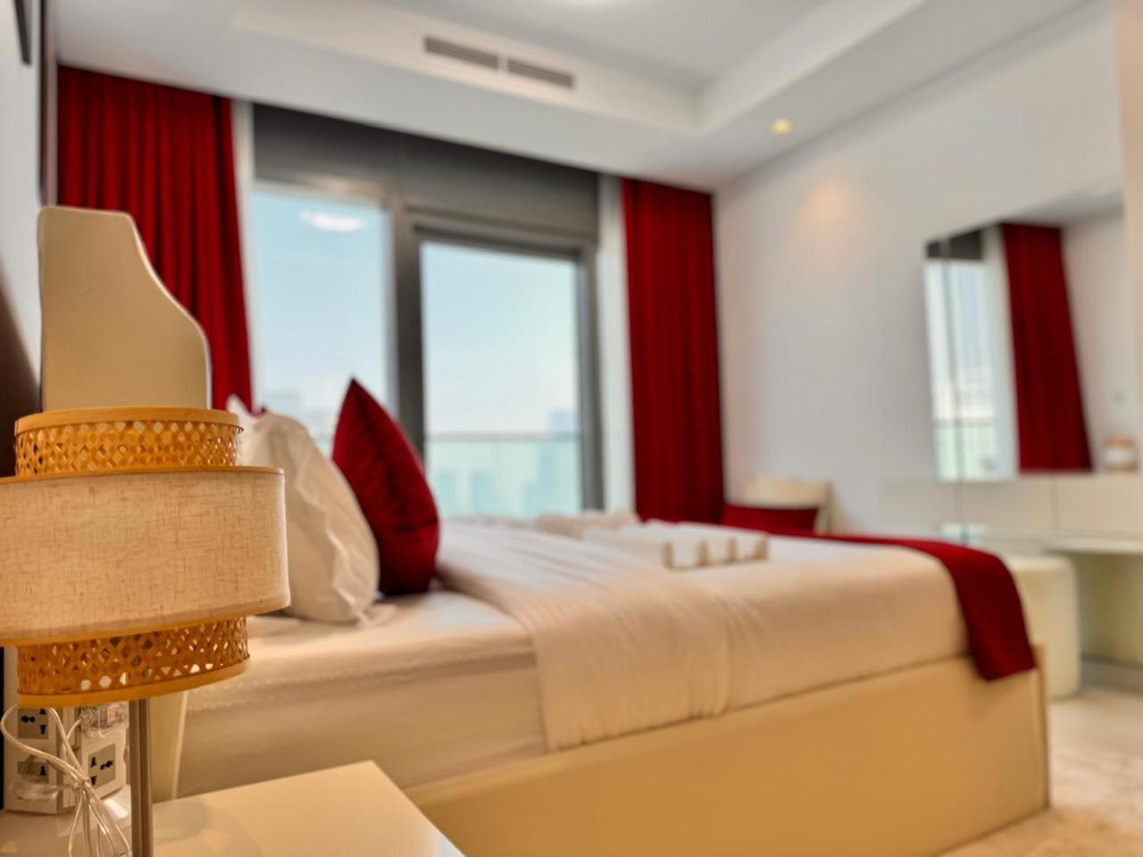Apartment Avalonstay - Paramount Midtown High Floor With Burj Khalifa View & Infinity Pool Dubai