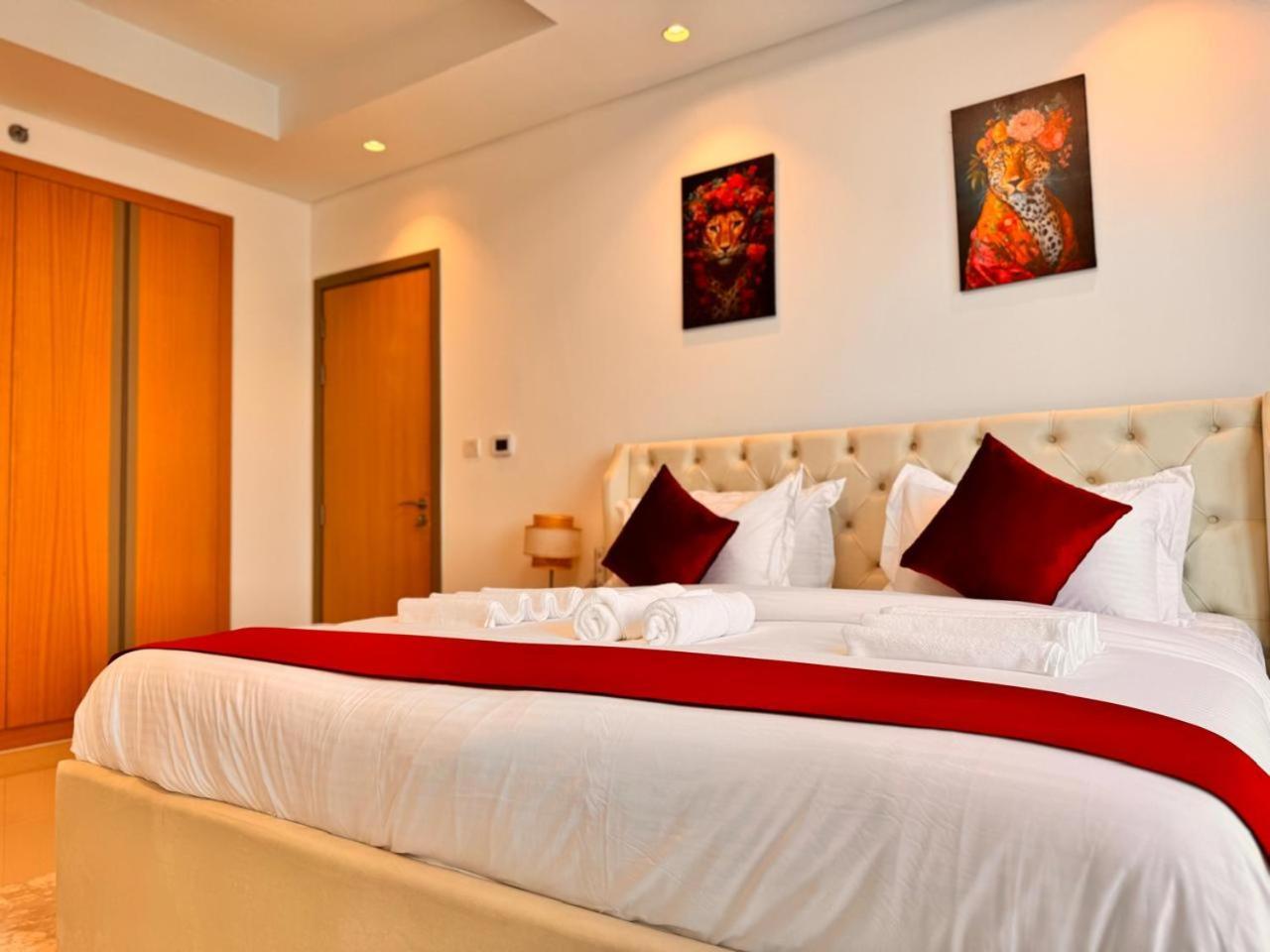 Avalonstay - Paramount Midtown High Floor With Burj Khalifa View & Infinity Pool * Dubaï