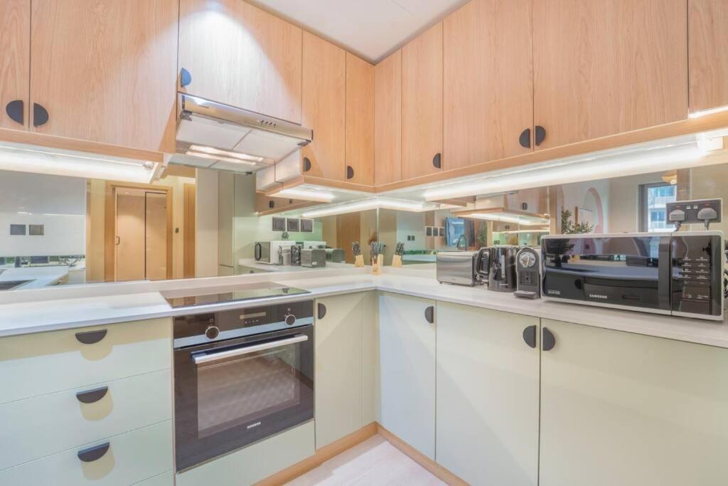 Luxury At Standpoint With Balcony Burj Khalifa View Sp507 Dubaï