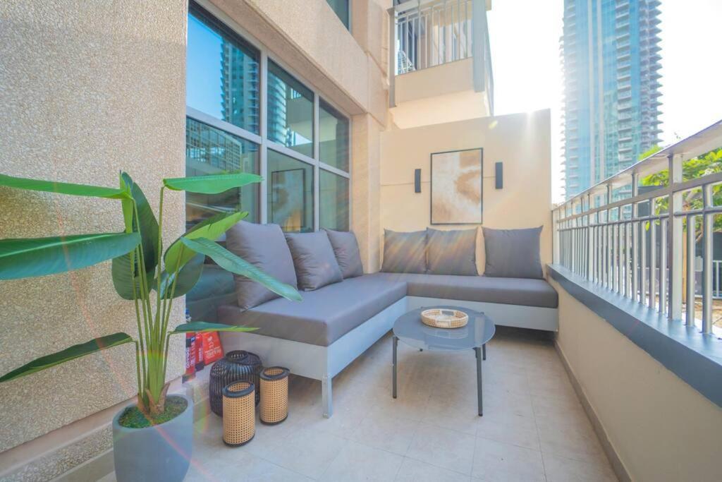 Luxury At Standpoint With Balcony Burj Khalifa View Sp507 * Dubaï