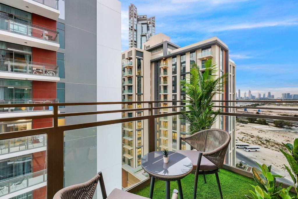 First Class 2br Serene Retreat In Wilton Appartement Dubaï