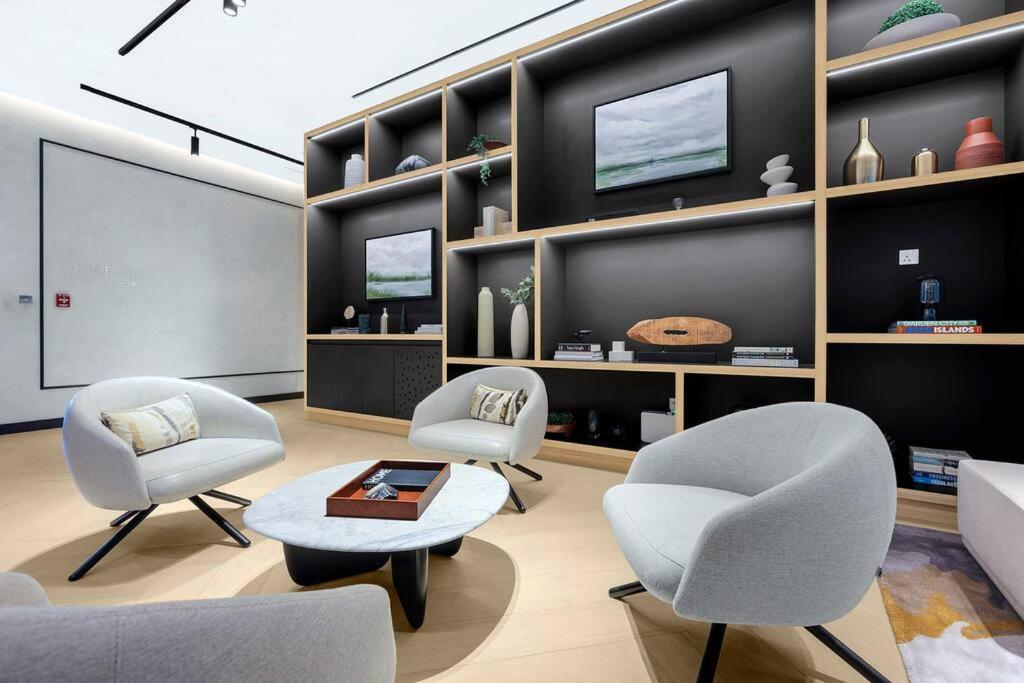 First Class 2br Serene Retreat In Wilton * Dubaï