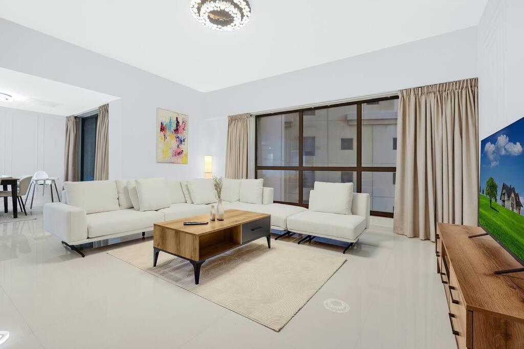 First Class 4br Cozy Jumeirah Retreat Apartamento Dubái