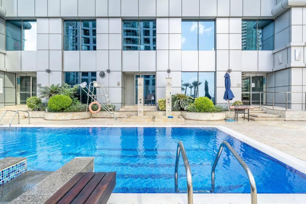 87 Floor Penthouse Full Sea View 5 Bhk Appartement