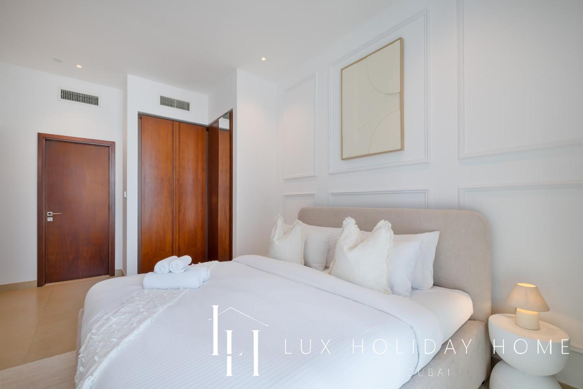 Lux The Marina Gate Sea View Apartment Dubai