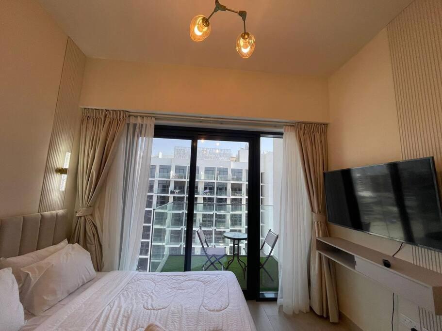 Appartement In Azizi Riviera 47
