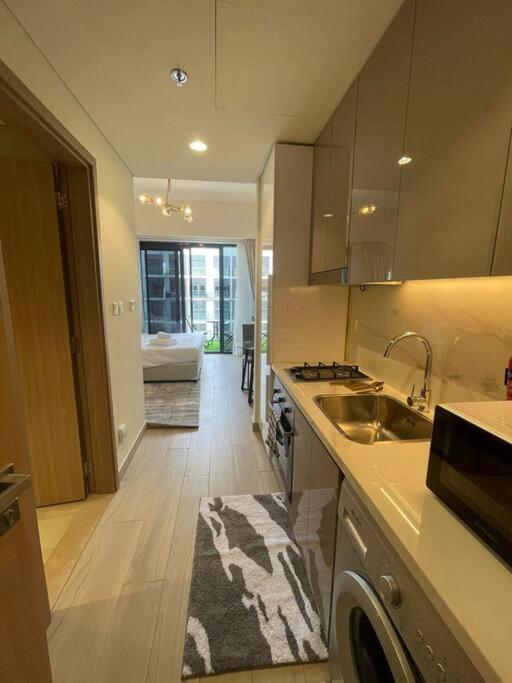 Appartement In Azizi Riviera 47 *