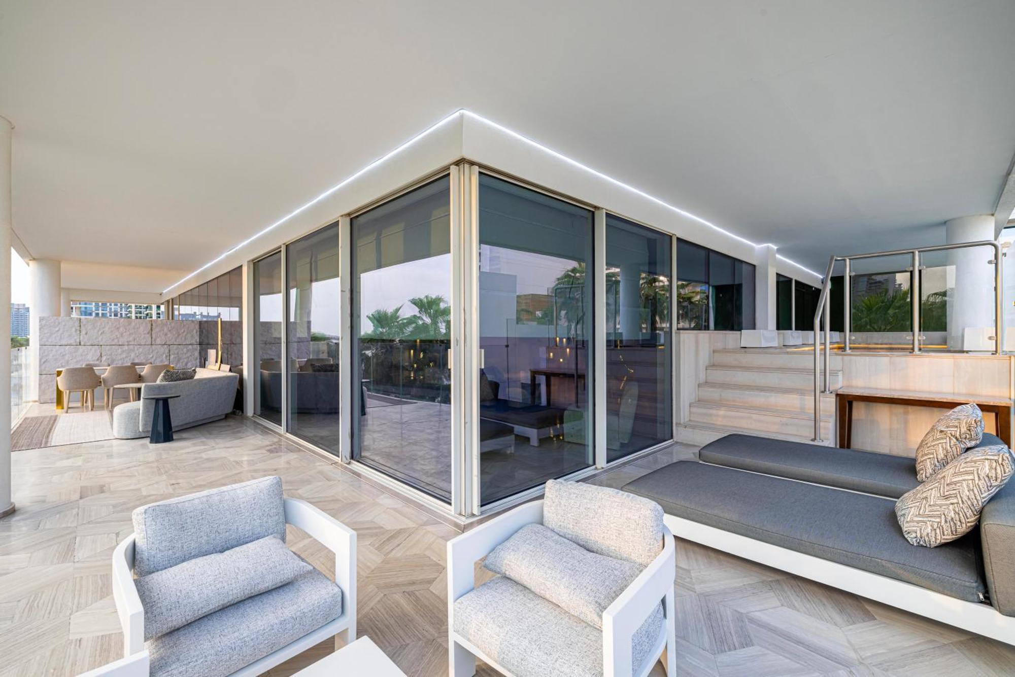 Five Palm Upgraded 4 Bedrooms With Private Pool