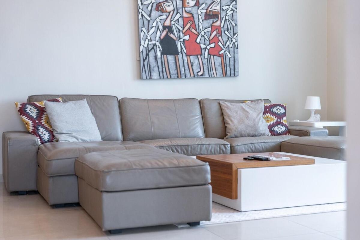 Appartement Spacious 2-bedroom With Marina Views In Dec Tower 2