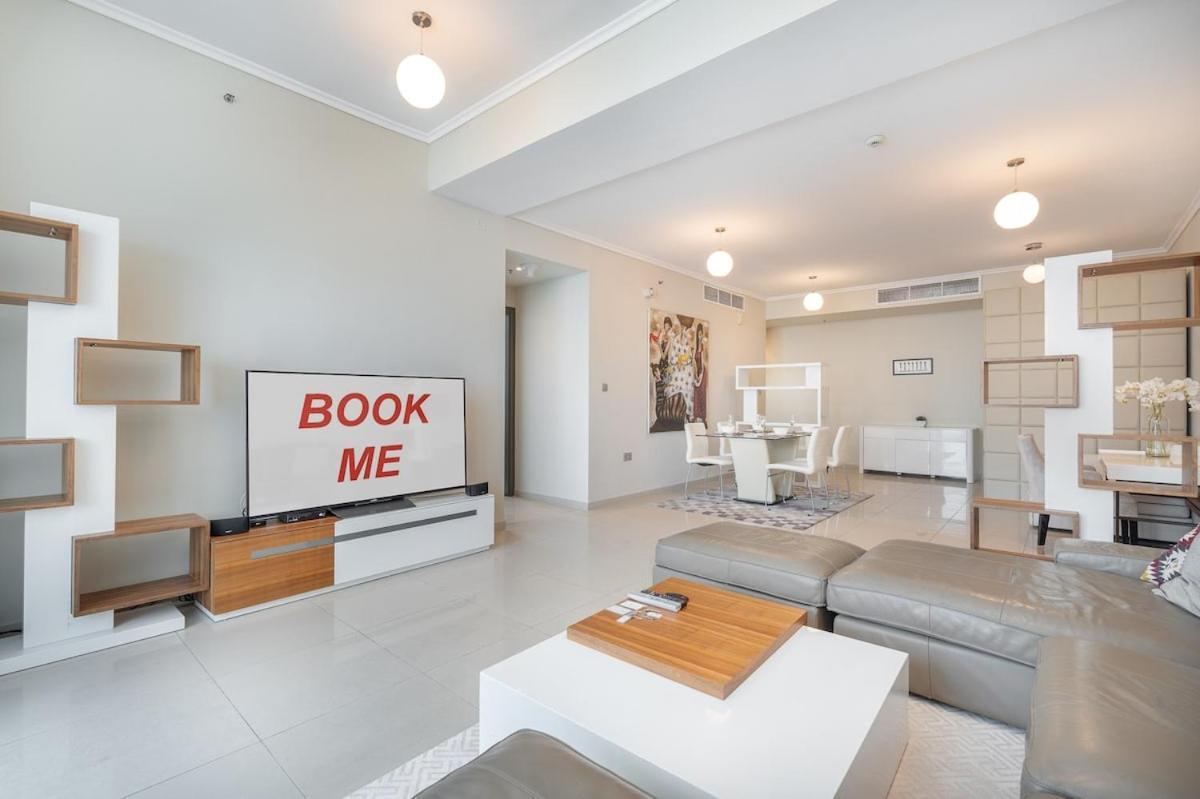 Appartement Spacious 2-bedroom With Marina Views In Dec Tower 2 *