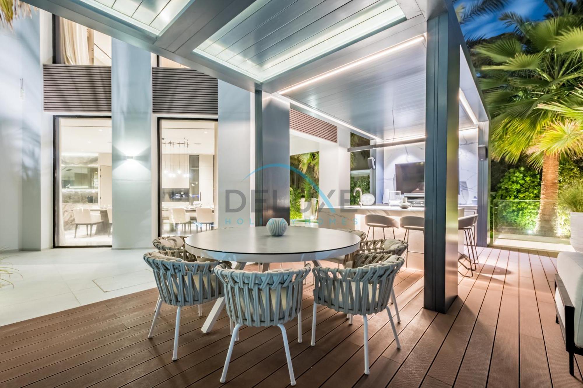 Appartement Exclusive 4br With 2 Assistant And Private Pool In Frond K, Palm Jumeirah By Deluxe Homes *