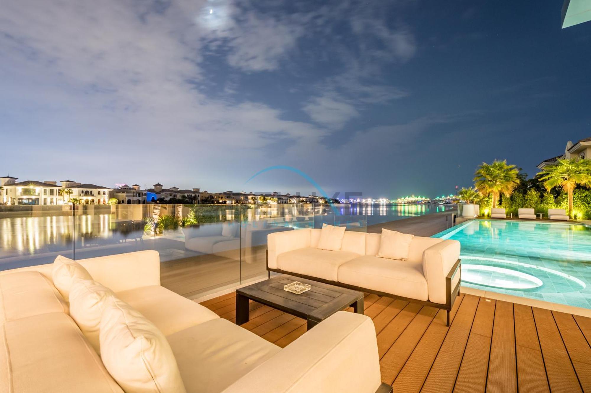 Exclusive 4br With 2 Assistant And Private Pool In Frond K, Palm Jumeirah By Deluxe Homes Dubaï