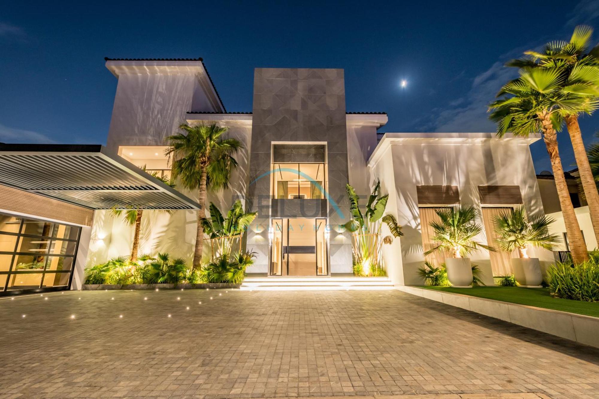 Exclusive 4br With 2 Assistant And Private Pool In Frond K, Palm Jumeirah By Deluxe Homes Appartement Dubaï