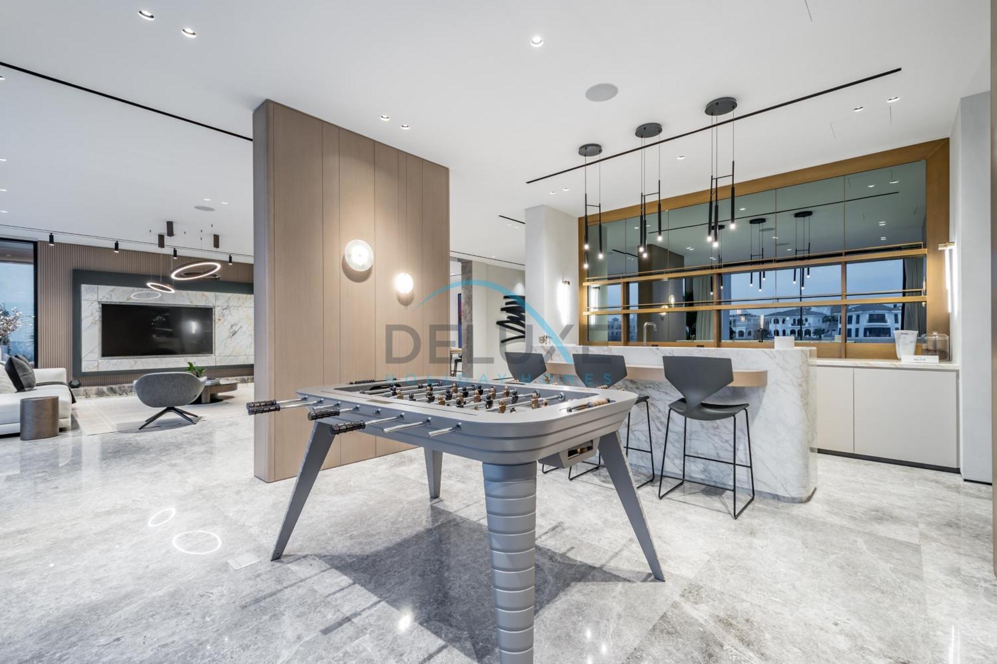 Appartement Exclusive 4br With 2 Assistant And Private Pool In Frond K, Palm Jumeirah By Deluxe Homes Dubaï