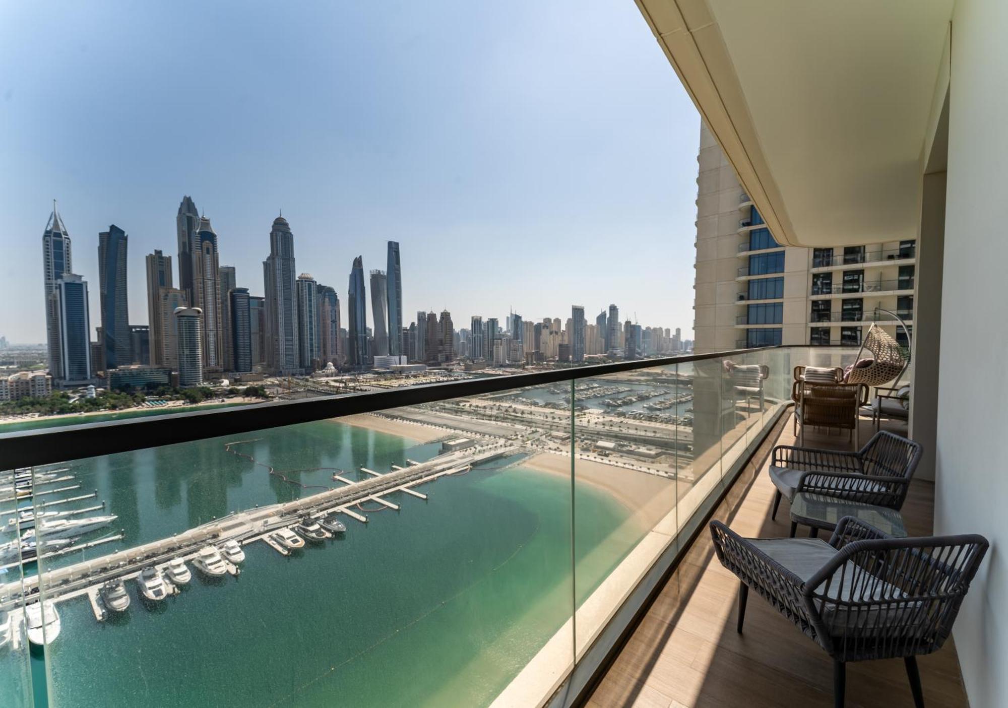 Upscale Family Friendly 4 Bedroom On Private With Amazing Views Lägenhet