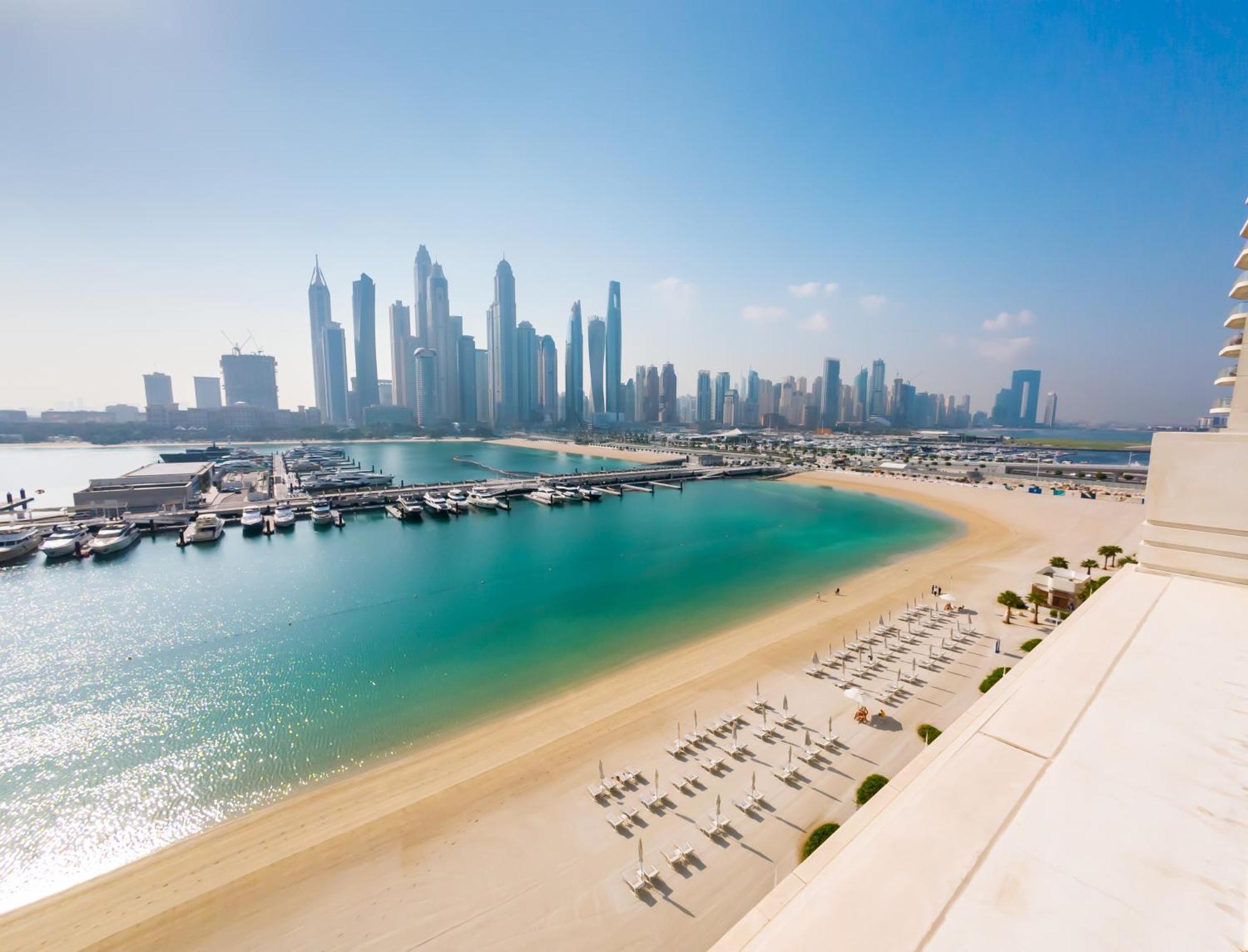 Lägenhet Upscale Family Friendly 4 Bedroom On Private With Amazing Views Dubai